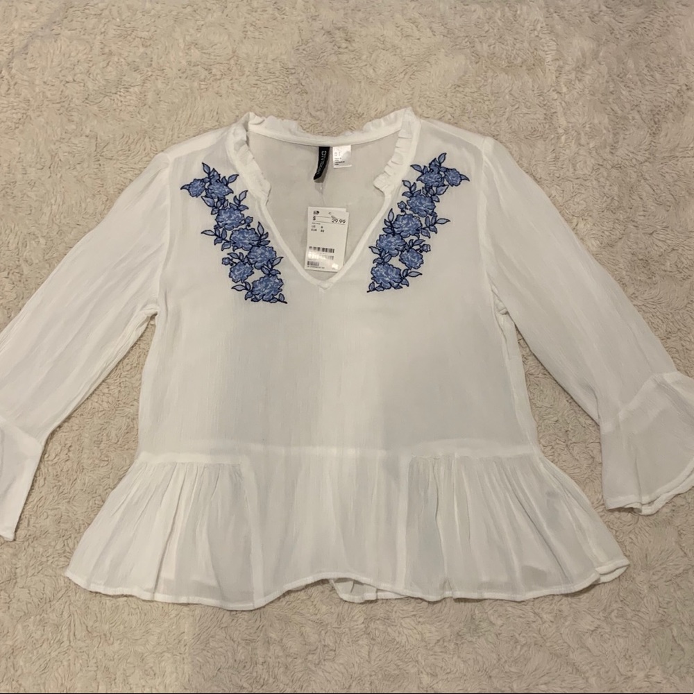 H&M white top - Picture 2 of 3